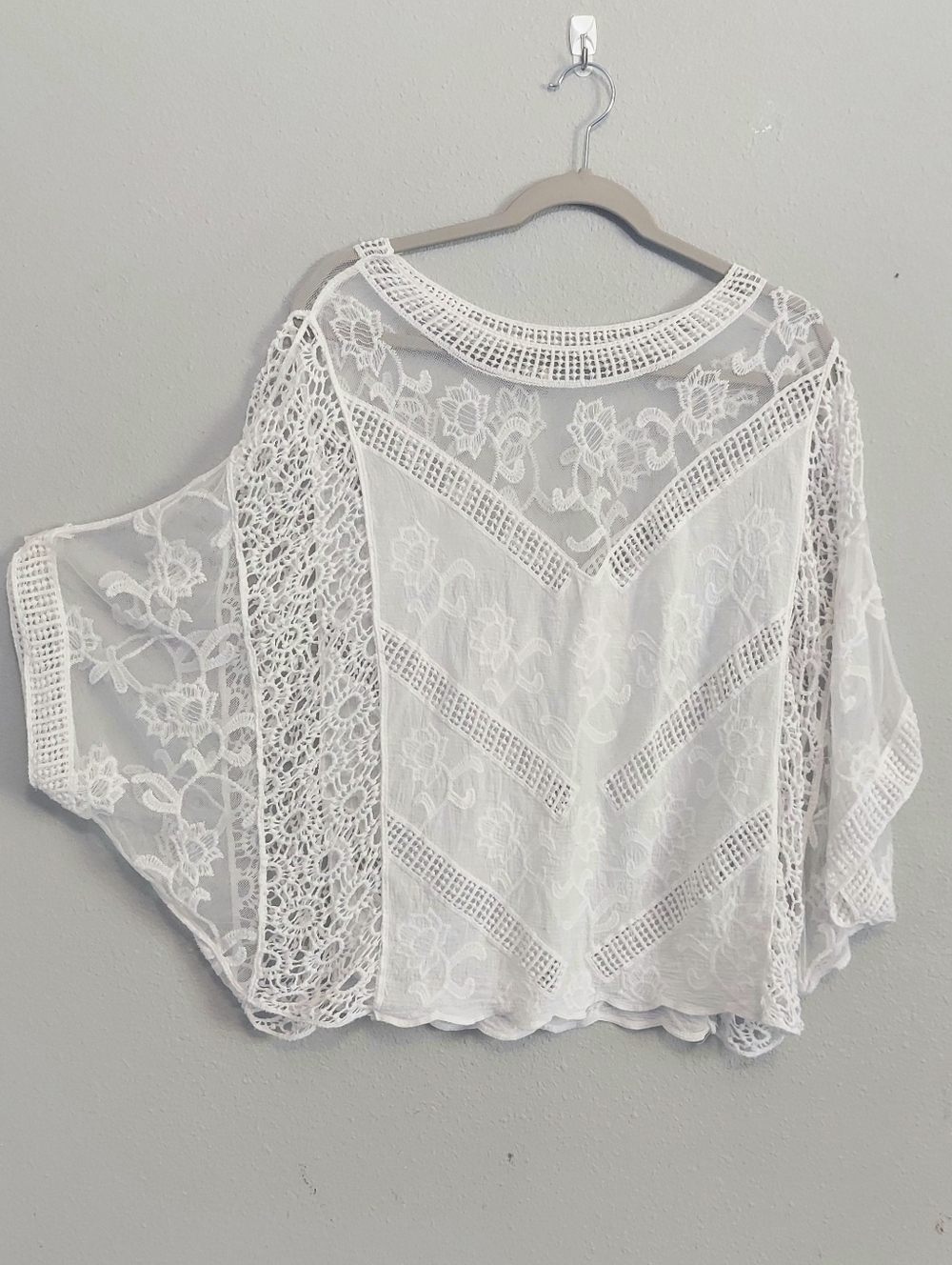 Ember Crochet Knit Lace Short Dolman Sleeve White Scallop Hem Top Large